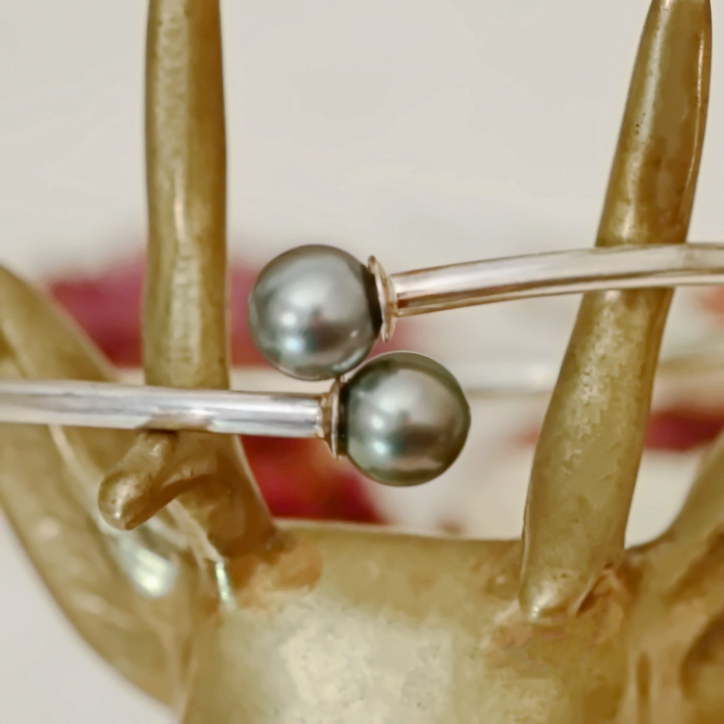 Melanie - Pearl Flex Bangle in Tahitian Pearls,Solid Rhodium Plated Sterling Silver, FREE SHIP US (Copy)