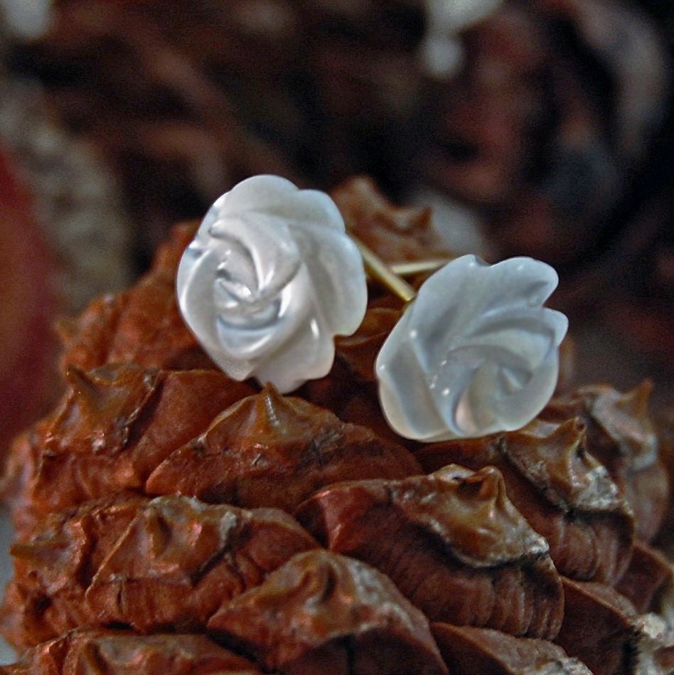 Marie - Mother of Pearl Rose Stud Earrings Hand Carved Vintage 14k Gold