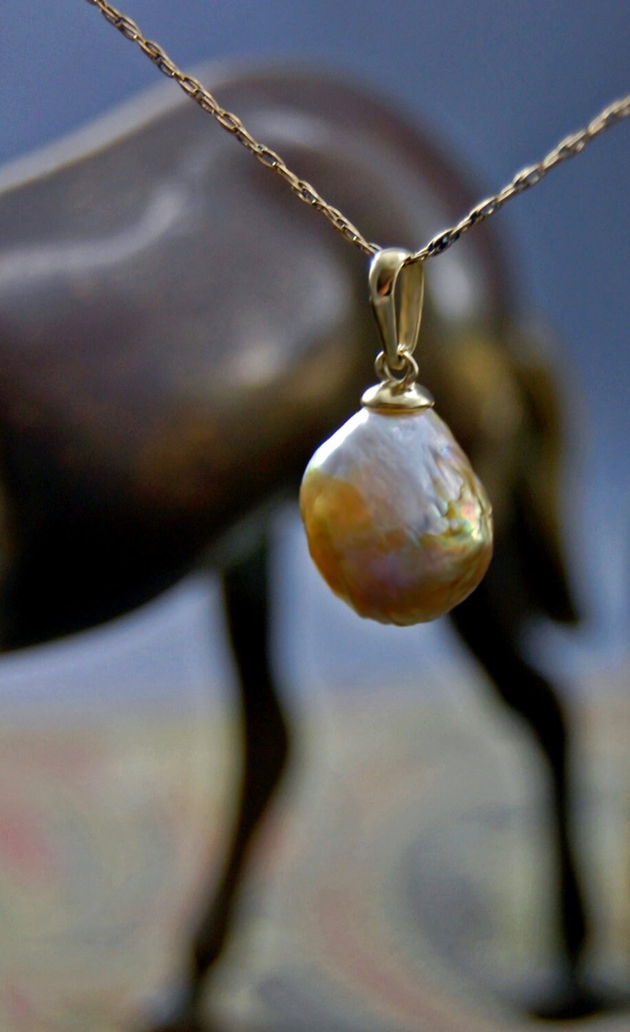 Nova - Freshwater Pearl Pendant Set in Solid 14 kt Gold, FREE SHIP US.