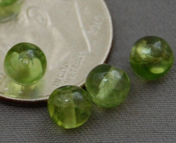D211 - Peridot Gemstone Beads