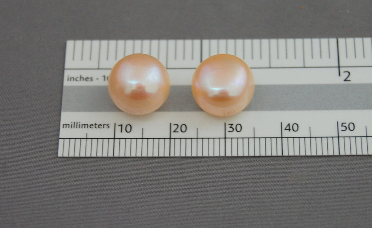 D237 - Loose Freshwater Pearl Pair
