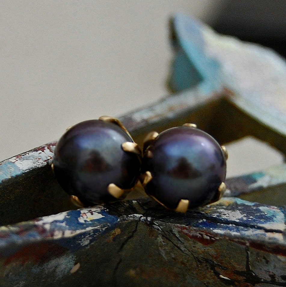 Rajani - Black Pearl Stud Earrings, Dainty, Solid 14k Yellow Gold. FREE SHIPPING US