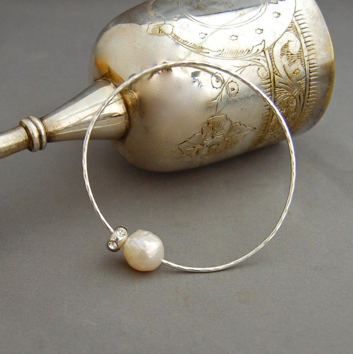 Neesa - White Freshwater Pearl Stacking Bangle, Bridal Bracelet, FREE SHIP US