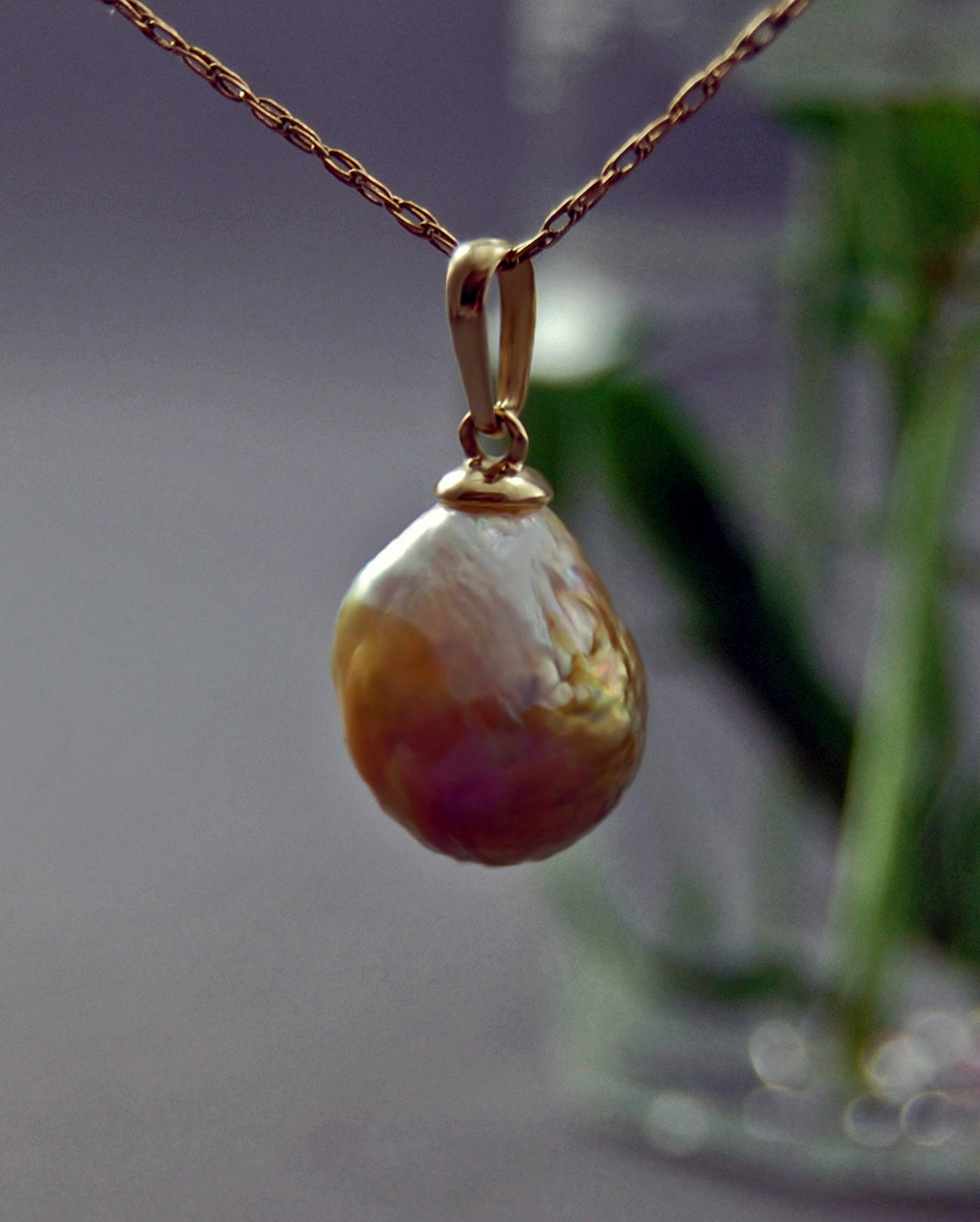 Nova - Freshwater Pearl Pendant Set in Solid 14 kt Gold, FREE SHIP US.