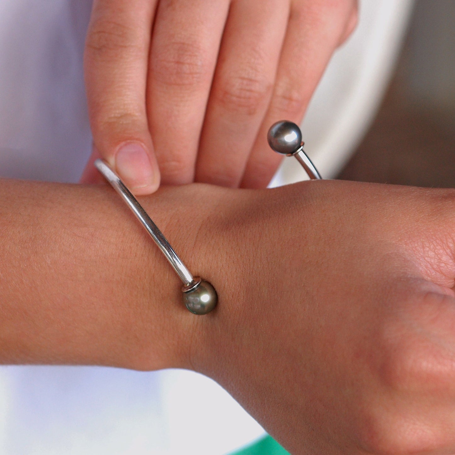 Phoebe, Melanie - Pearl Flex Bangle in White or Gray Pearls, Sterling Silver, FREE SHIP US