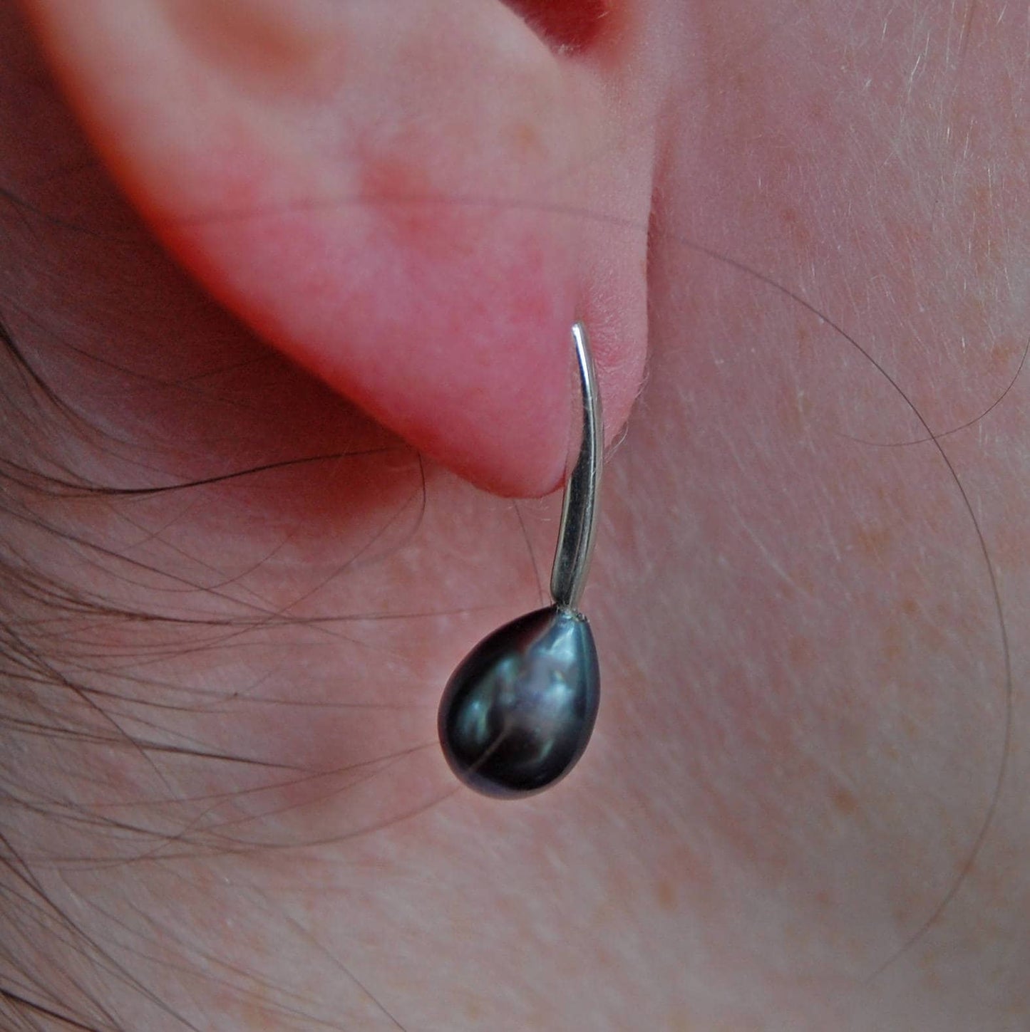 Colette - Freshwater Pearl Minimalist Earrings Set in Argentium® Sterling Silver