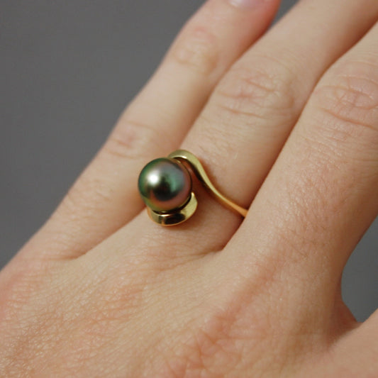 Laxmi - Luxurious Natural Colored Peacock Tahitian Pearl Solitaire Engagement Ring Set in Solid 14kt Yellow Gold. Free Shipping in US