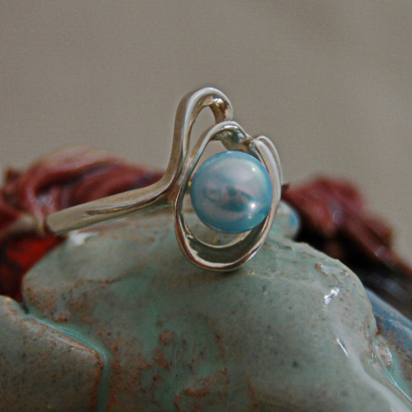 Fauna -  Freshwater Pearl Solitaire Ring Set in Solid Sterling Silver. FREE SHIPPING US