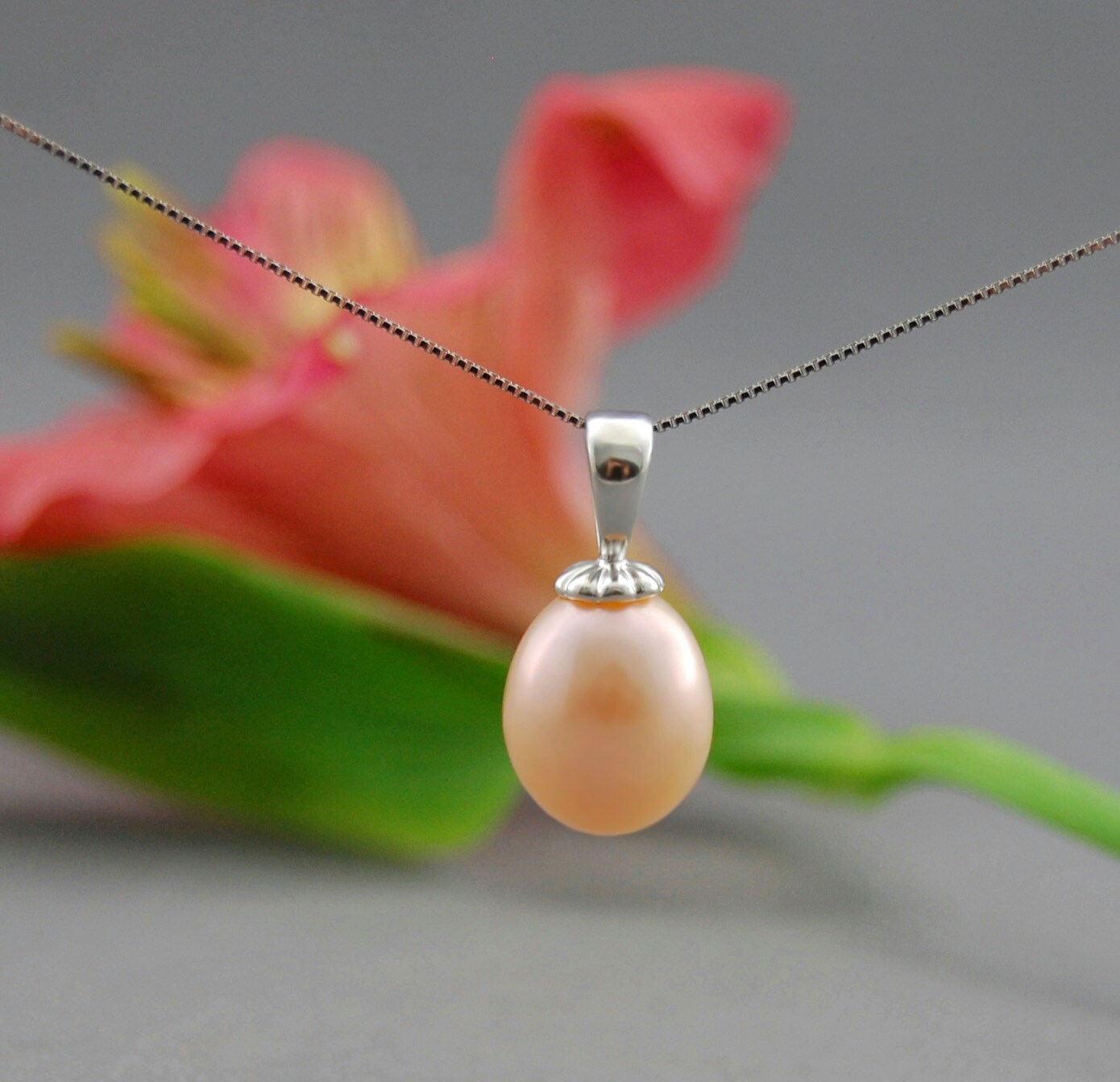 Oona - Freshwater Pearl Pendant Set in Solid Argentium® Sterling Silver. FREE SHIPPING US.