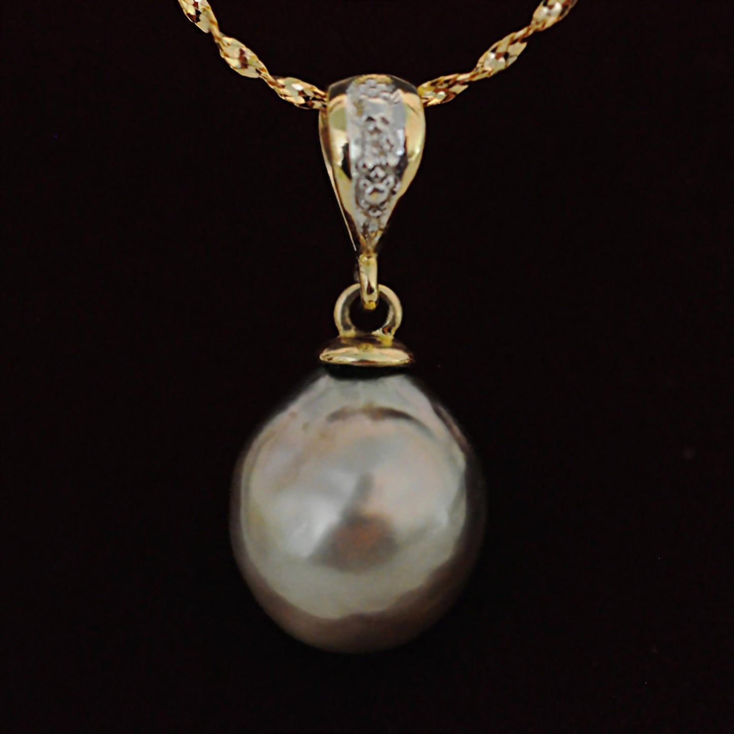 Ally - Baroque Tahitian Pearl Pendant with 14k Gold Diamond Accent
