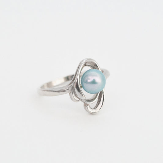 Fauna -  Freshwater Pearl Solitaire Ring Set in Solid Sterling Silver. FREE SHIPPING US