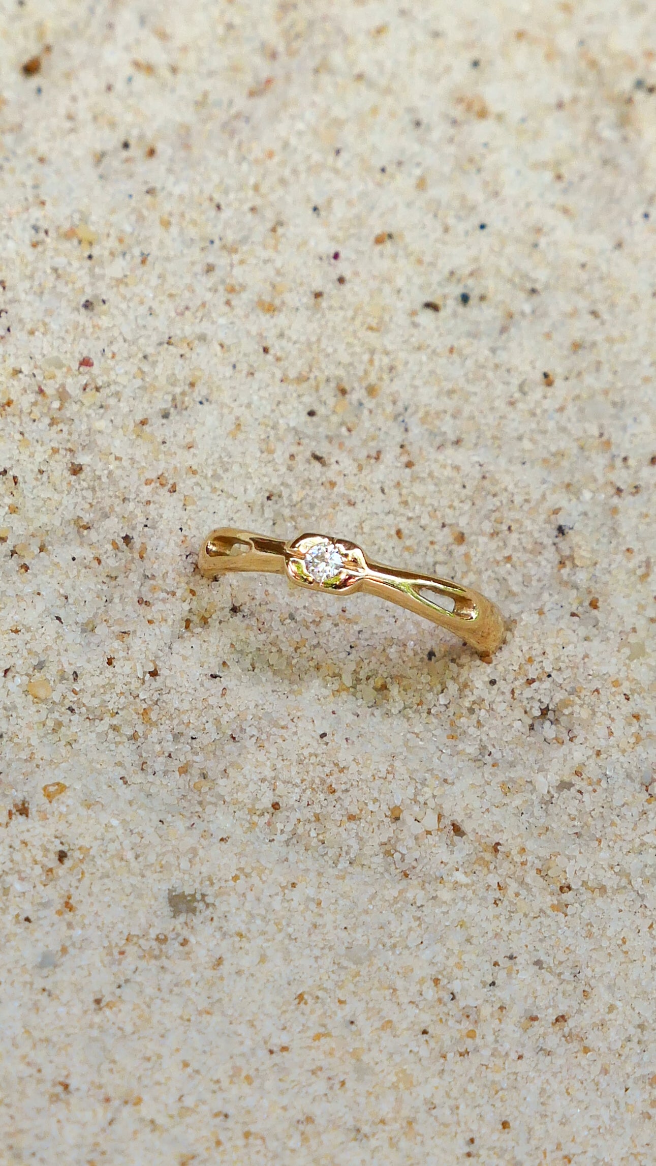 Aina - Moissanite Ring, Solid 14kt Gold Setting