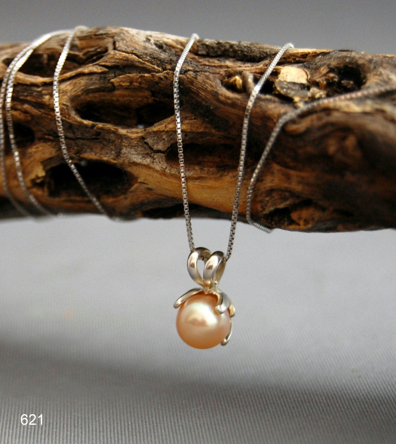 Pippin - Freshwater Pearl Pendant in Argentium® Silver