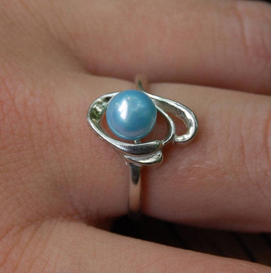 Fauna -  Freshwater Pearl Solitaire Ring Set in Solid Sterling Silver. FREE SHIPPING US