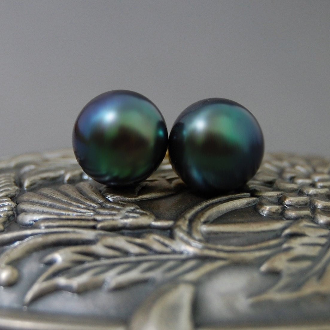 Pema - Peacock Pearl Stud Earrings Set in 14k Yellow Gold