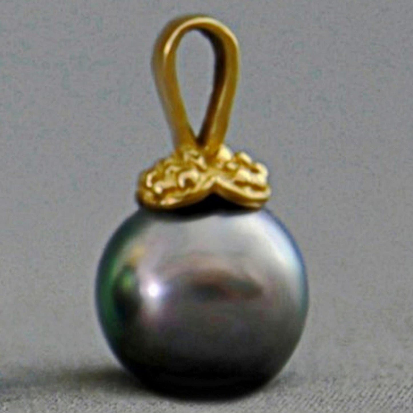 Ariel - Freshwater Pearl Pendant Set in a Solid Brass Bail, FREE SHIPPING US