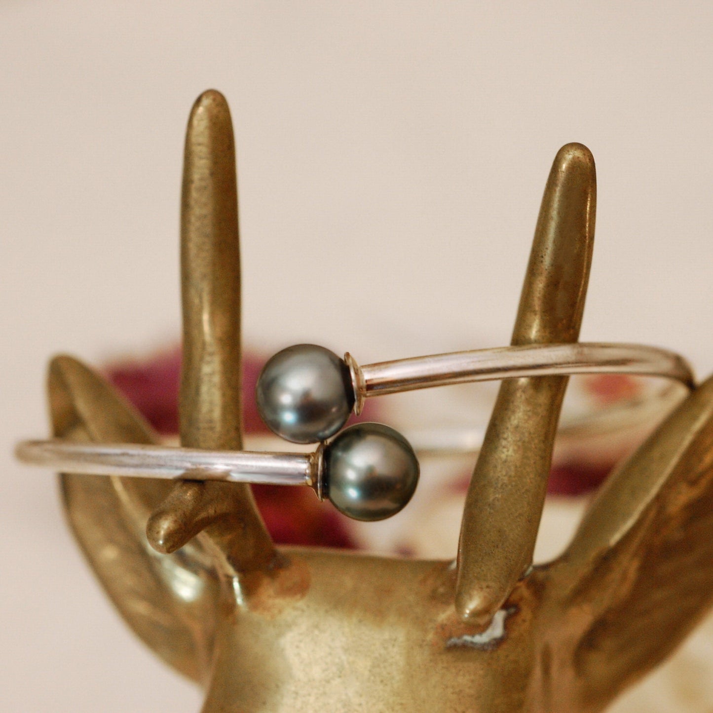 Phoebe, Melanie - Pearl Flex Bangle in White or Gray Pearls, Sterling Silver, FREE SHIP US