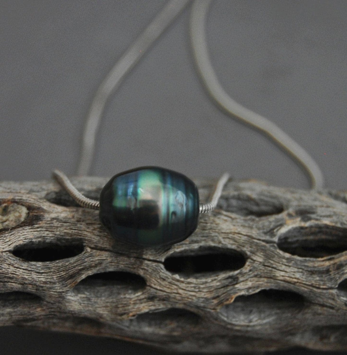 Taylor - Tahitian Pearl Necklace, Floating Pearl on an 18" Vintage Sterling Silver Snake Chain. FREE SHIPPING US.