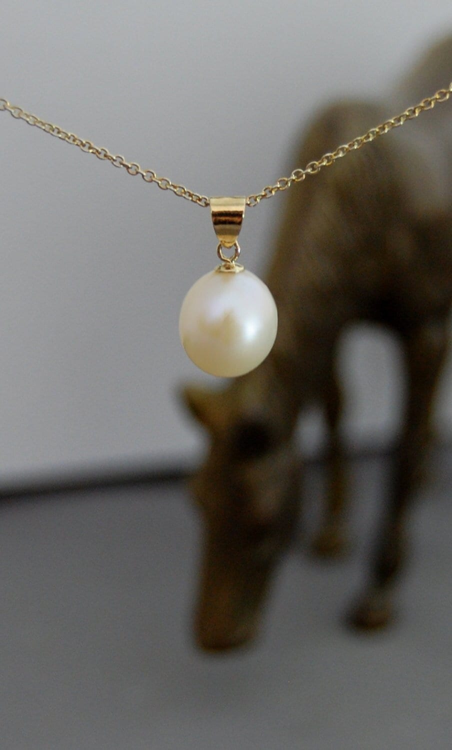Korra - Pearl Pendant Set in 14kt Gold