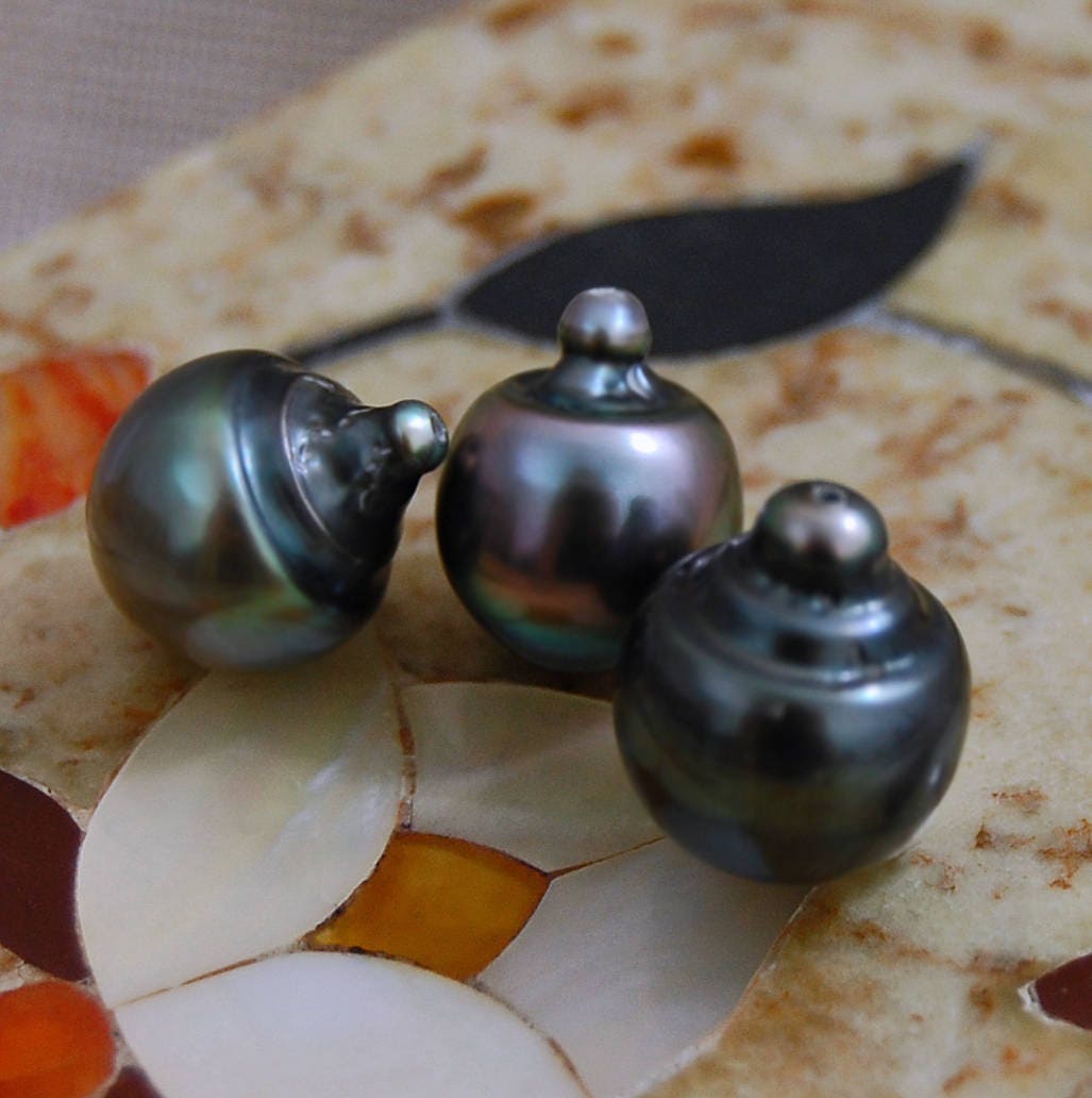 D306 - Loose Tahitian Peacock Pearls