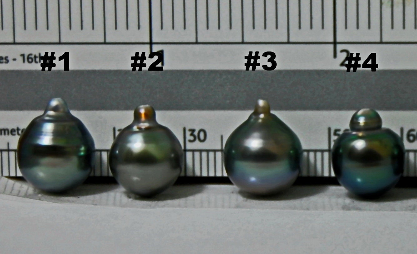 D227 - Loose Tahitian Peacock Pearls.