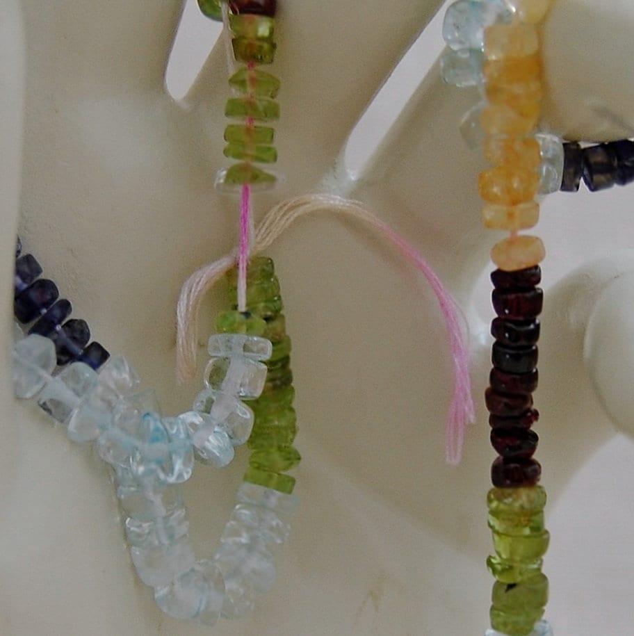 D318 - Loose Mixed Gemstone Beads