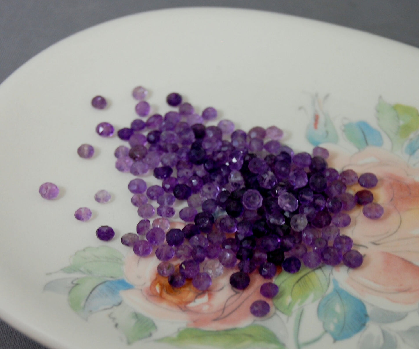 D209 - Loose Faceted Amethyst Beads