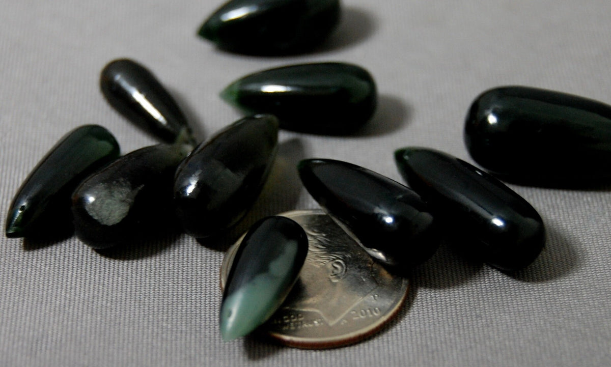 D207 -  Loose Jade Gemstones