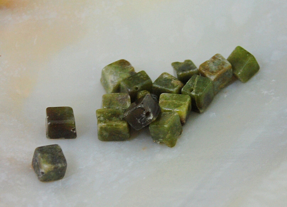 D217 - Vintage Green Garnet Gemstone Beads