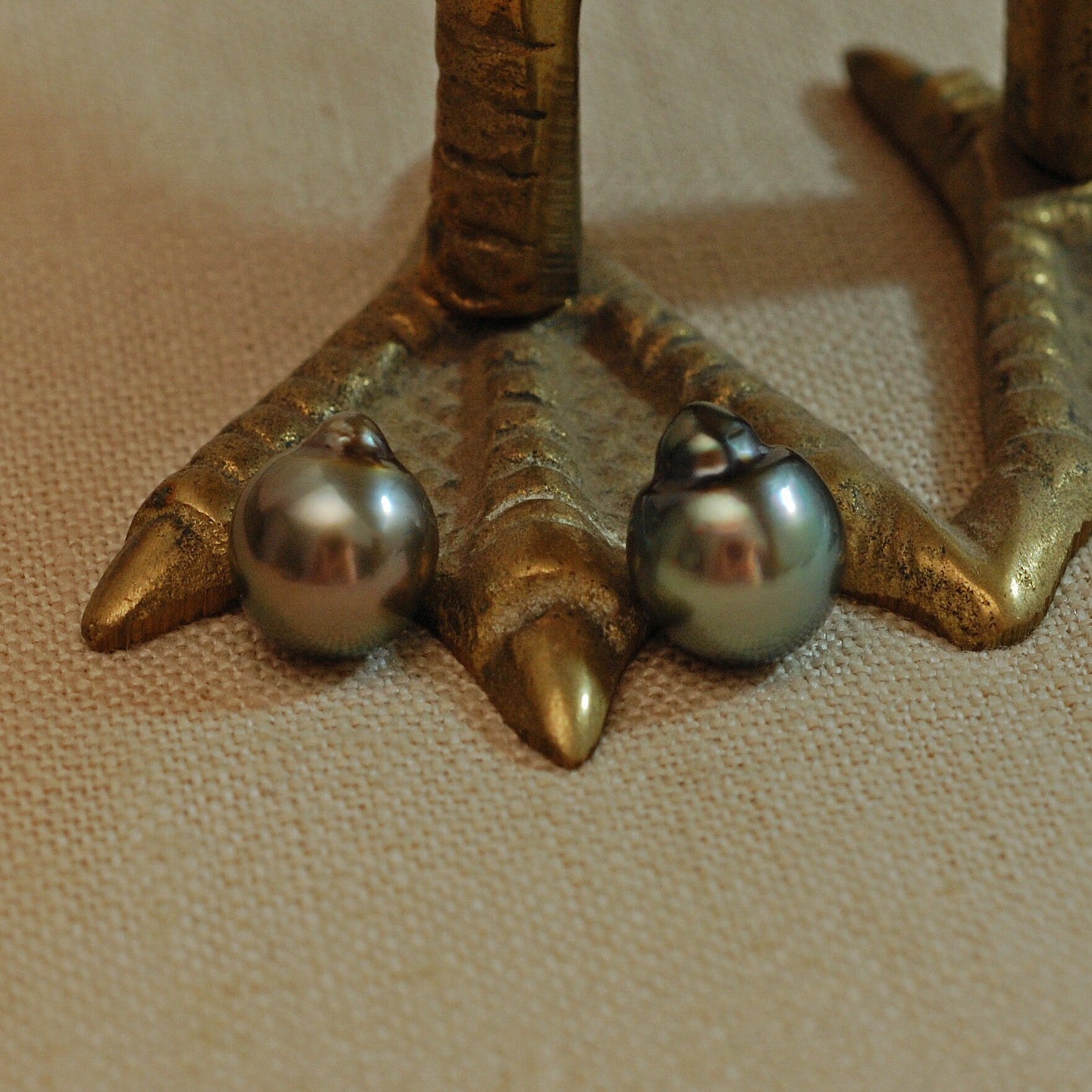 D368 -  Loose Tahitian Pearls