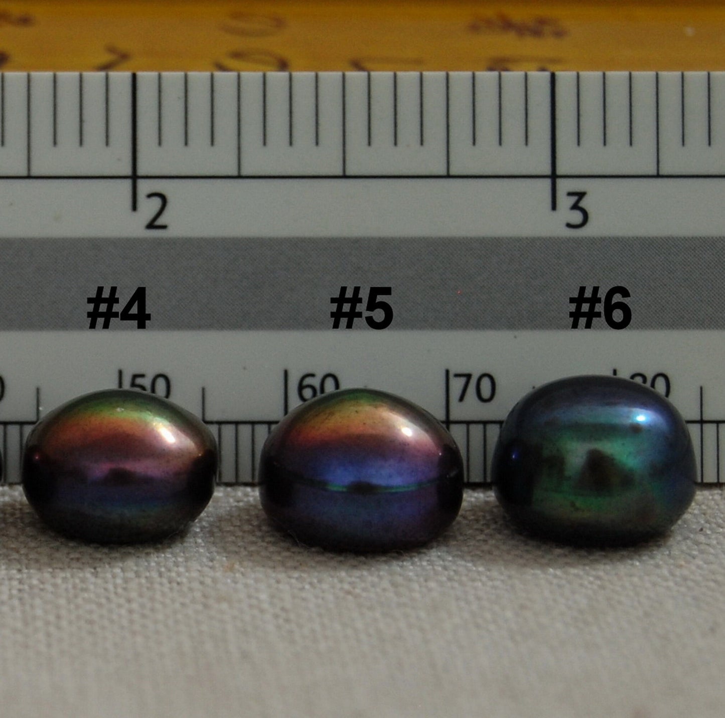 D273 - Loose Freshwater Pearls, Large, Button Shaped.