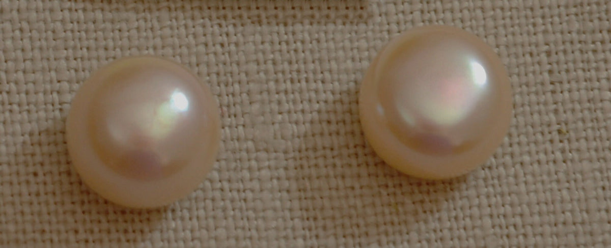 D237 - Loose Freshwater Pearl Pair