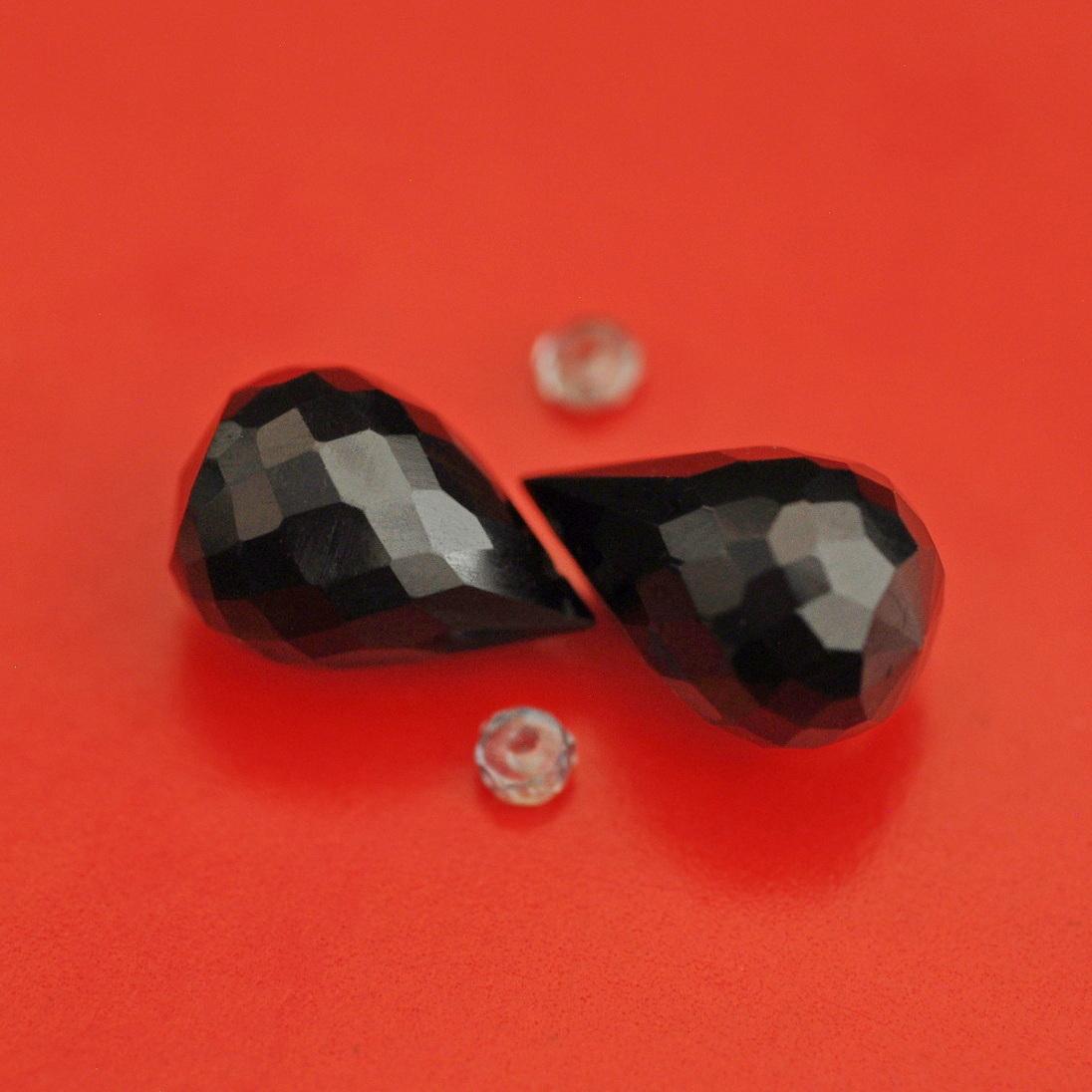 D103a - Onyx Gemstone Earring Pair, Onyx Faceted Gemstones, Tundra Sapphire Gemstones, Jewelry Making Supply. AAA Grade.