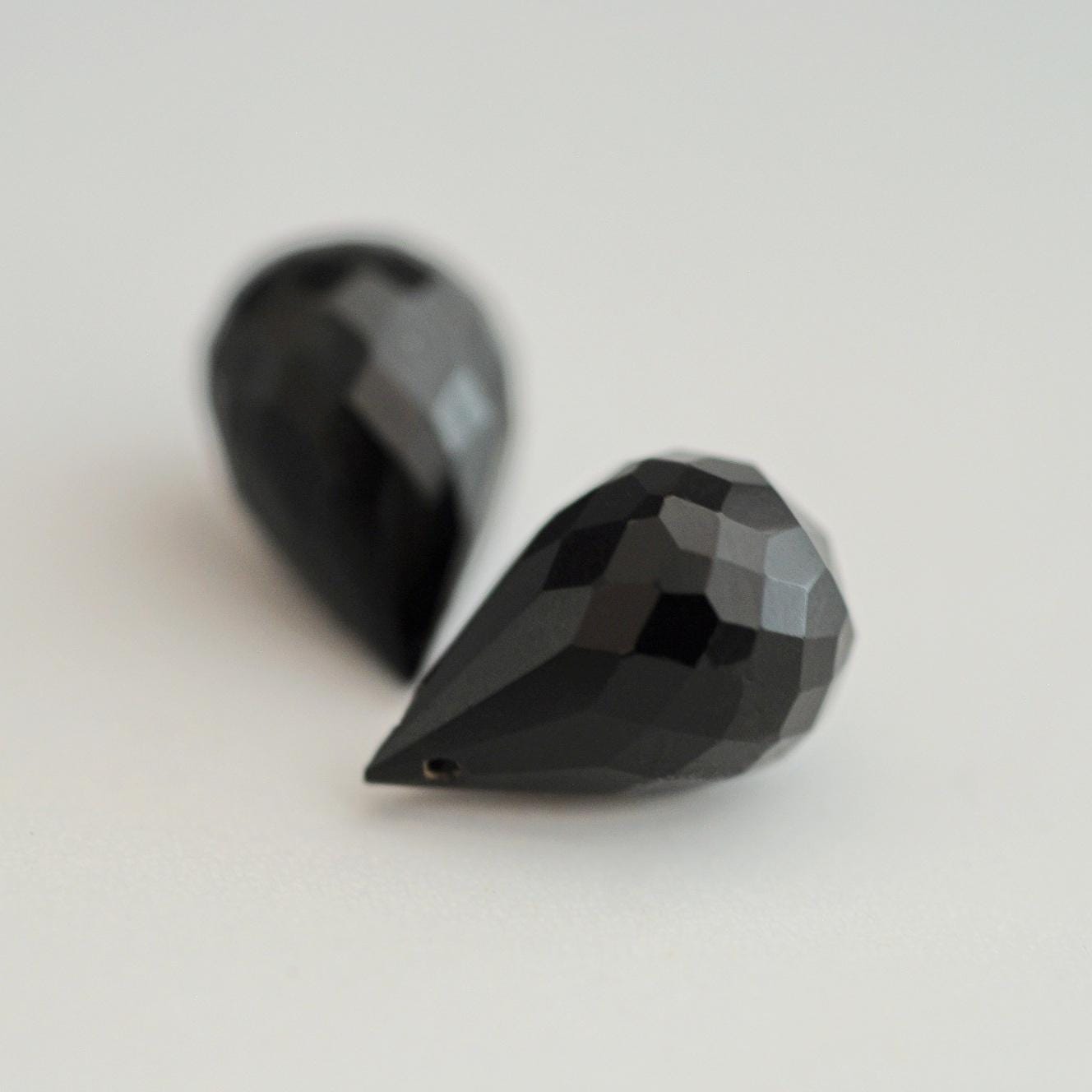 D103a - Onyx Gemstone Earring Pair, Onyx Faceted Gemstones, Tundra Sapphire Gemstones, Jewelry Making Supply. AAA Grade.