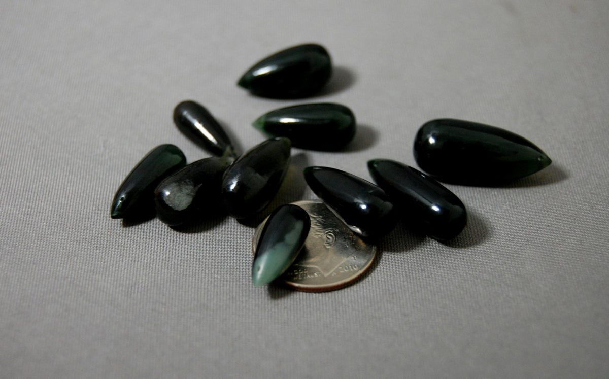 D207 -  Loose Jade Gemstones